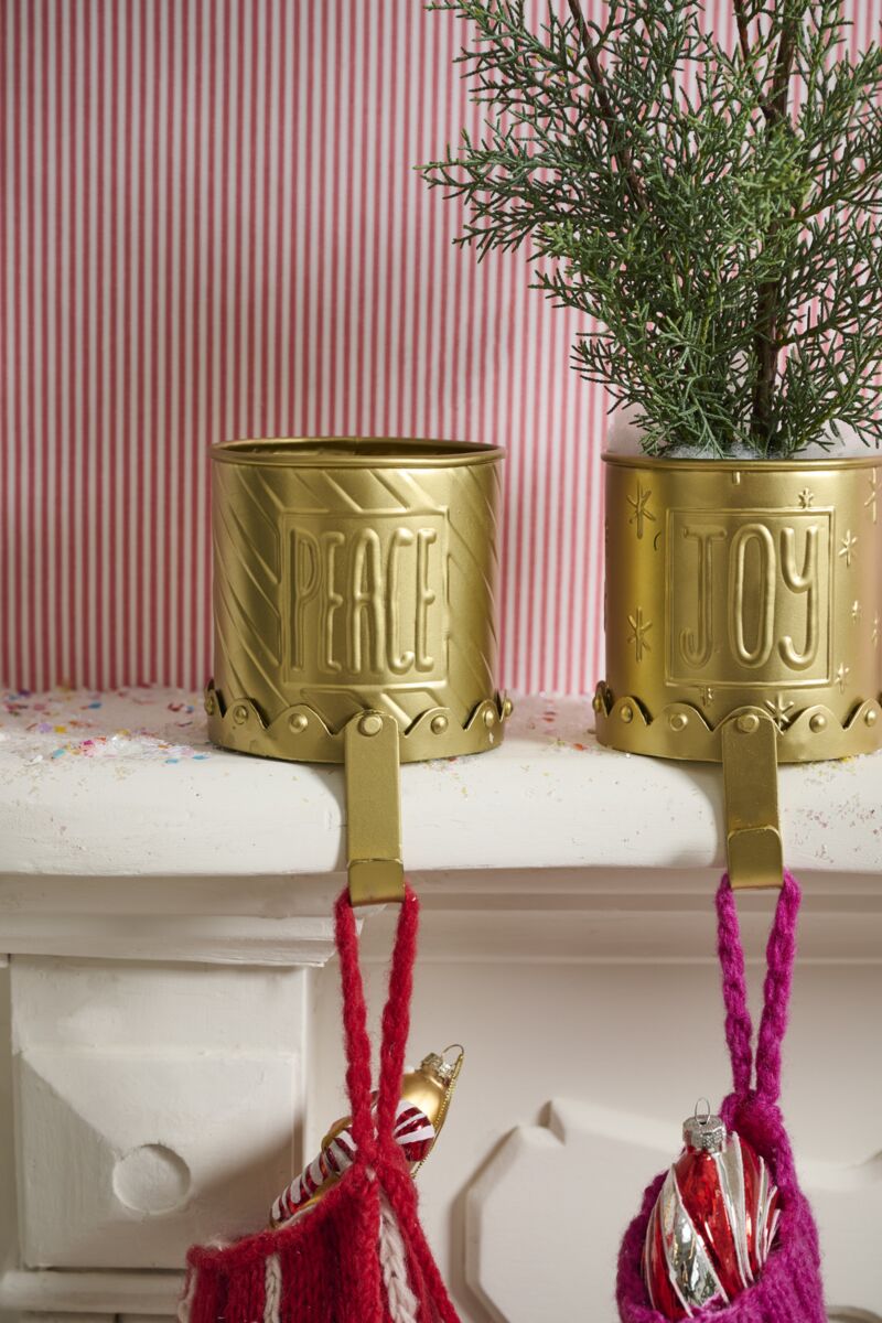 Goodie Pot Stocking Holder (2 styles)