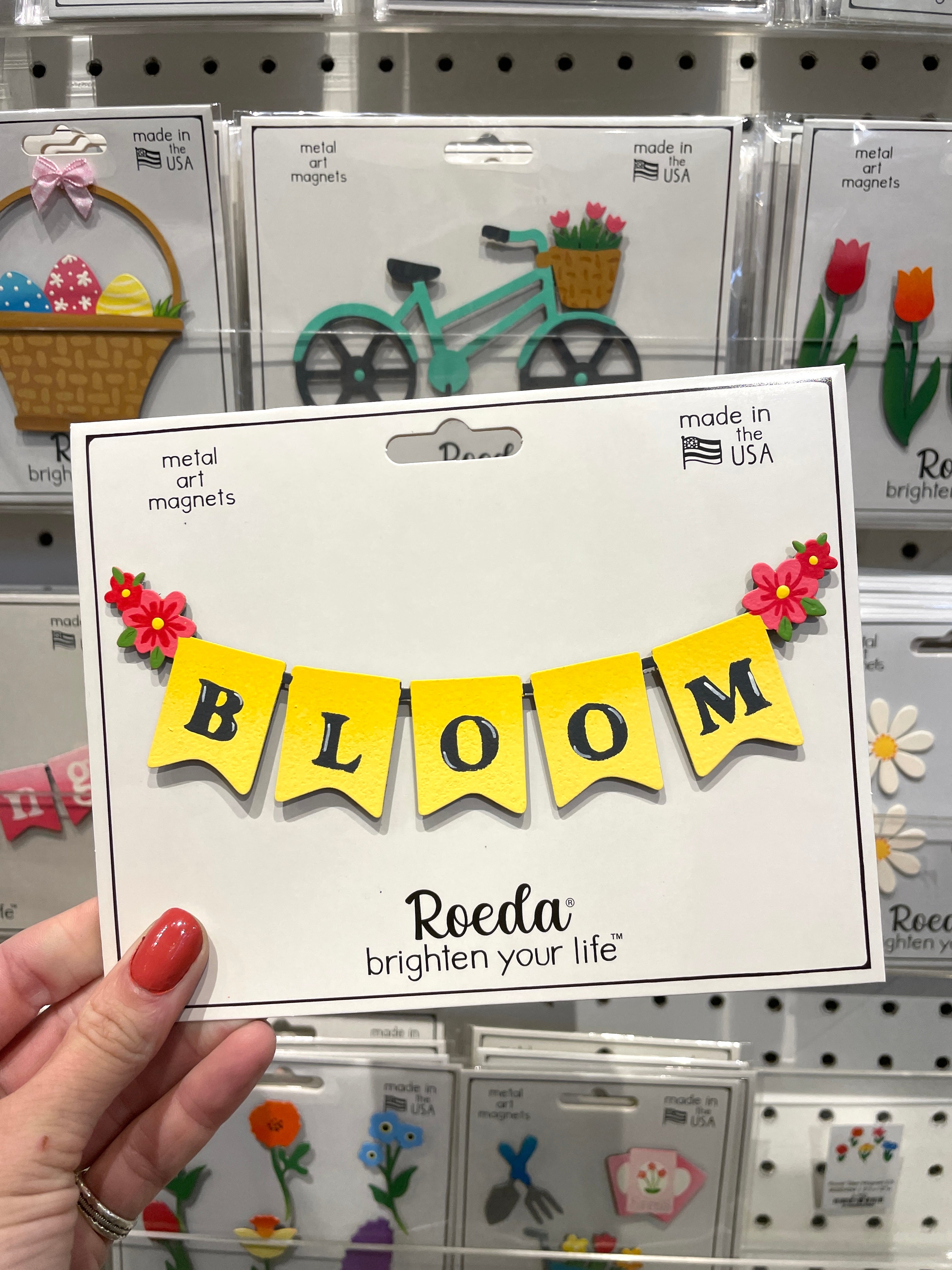 "Bloom" Banner Magnet (6.5"w)