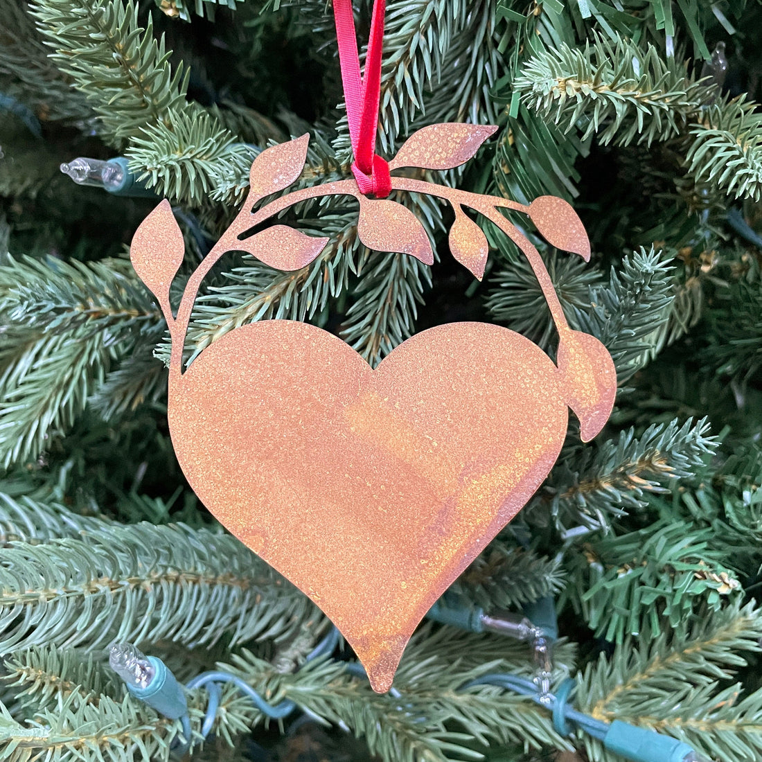 Heart w/ Vine Ornament