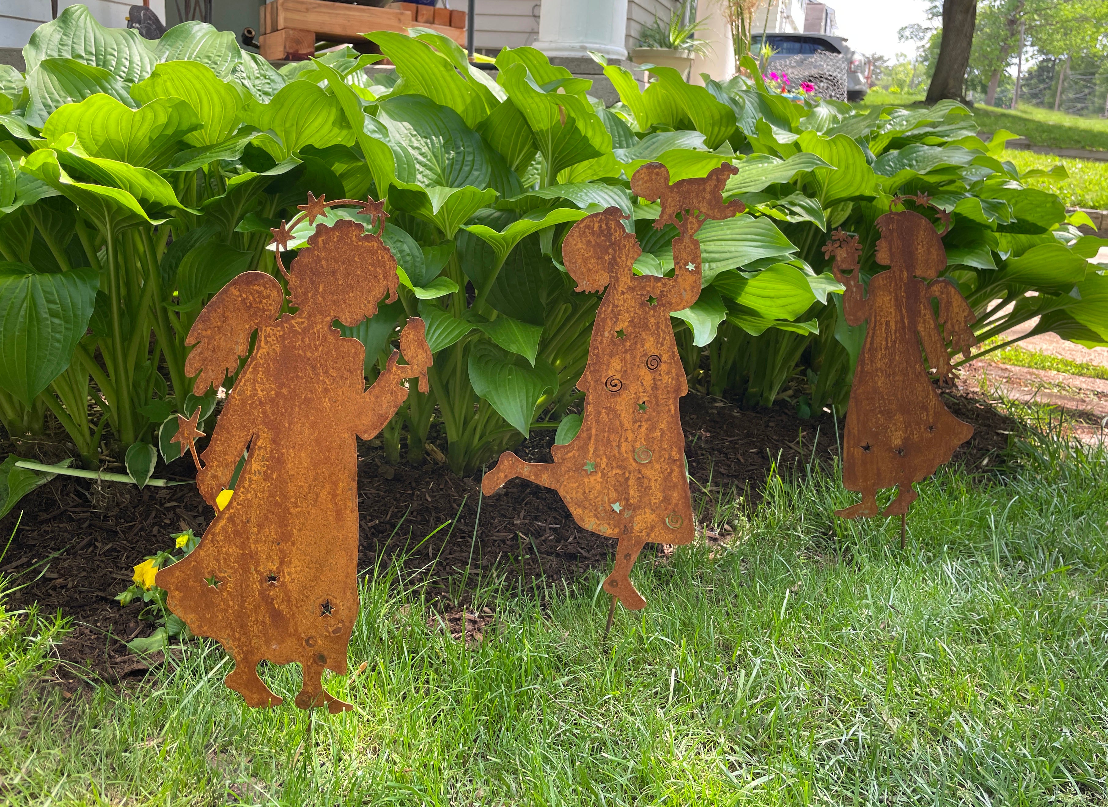 Eye on the Sparrow Garden Stake (17")