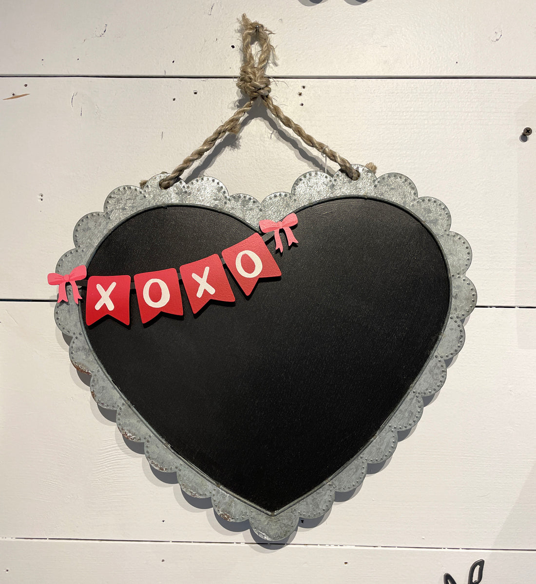 Zinc Scallop Heart Chalkboard