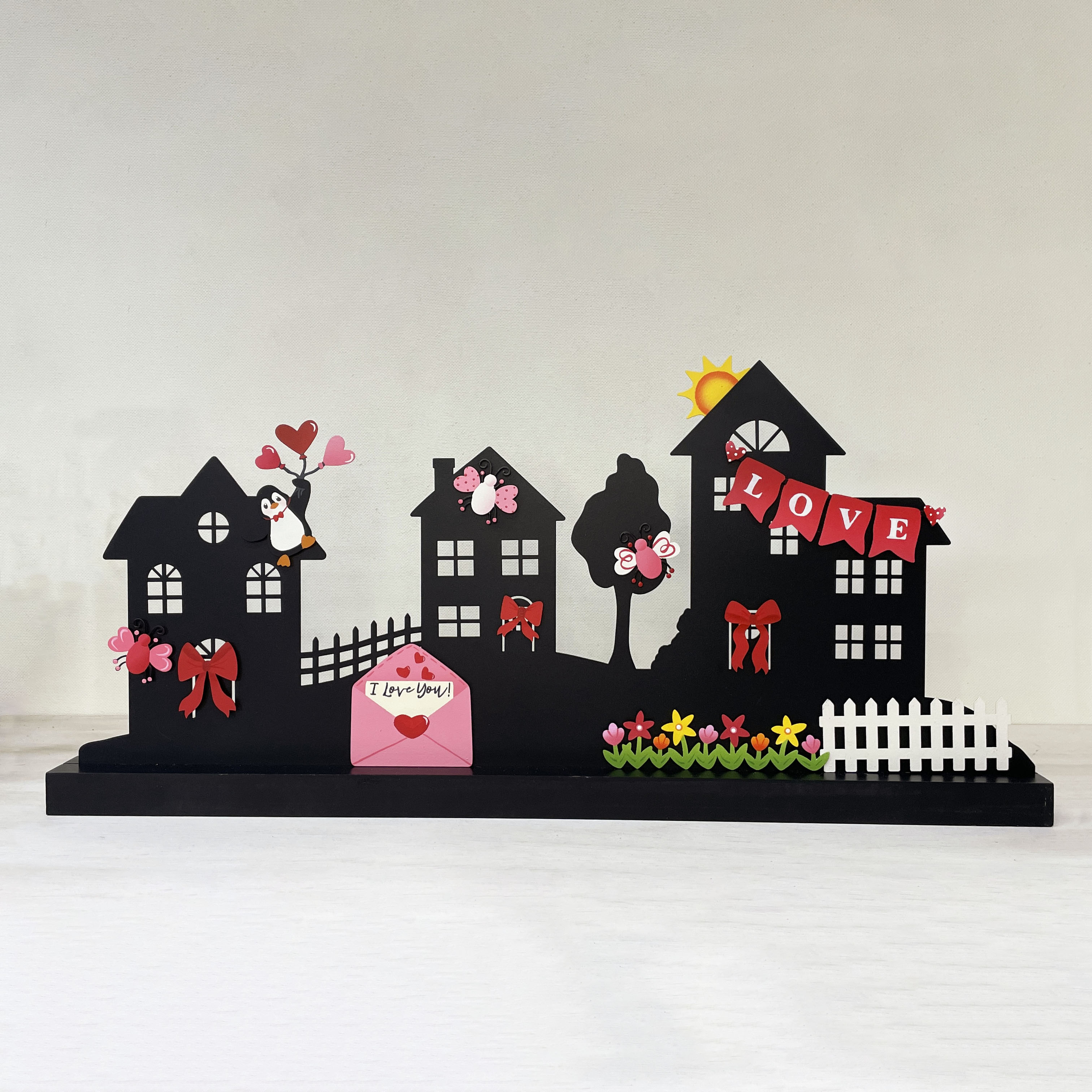 "Love" Banner Magnet (6"w)