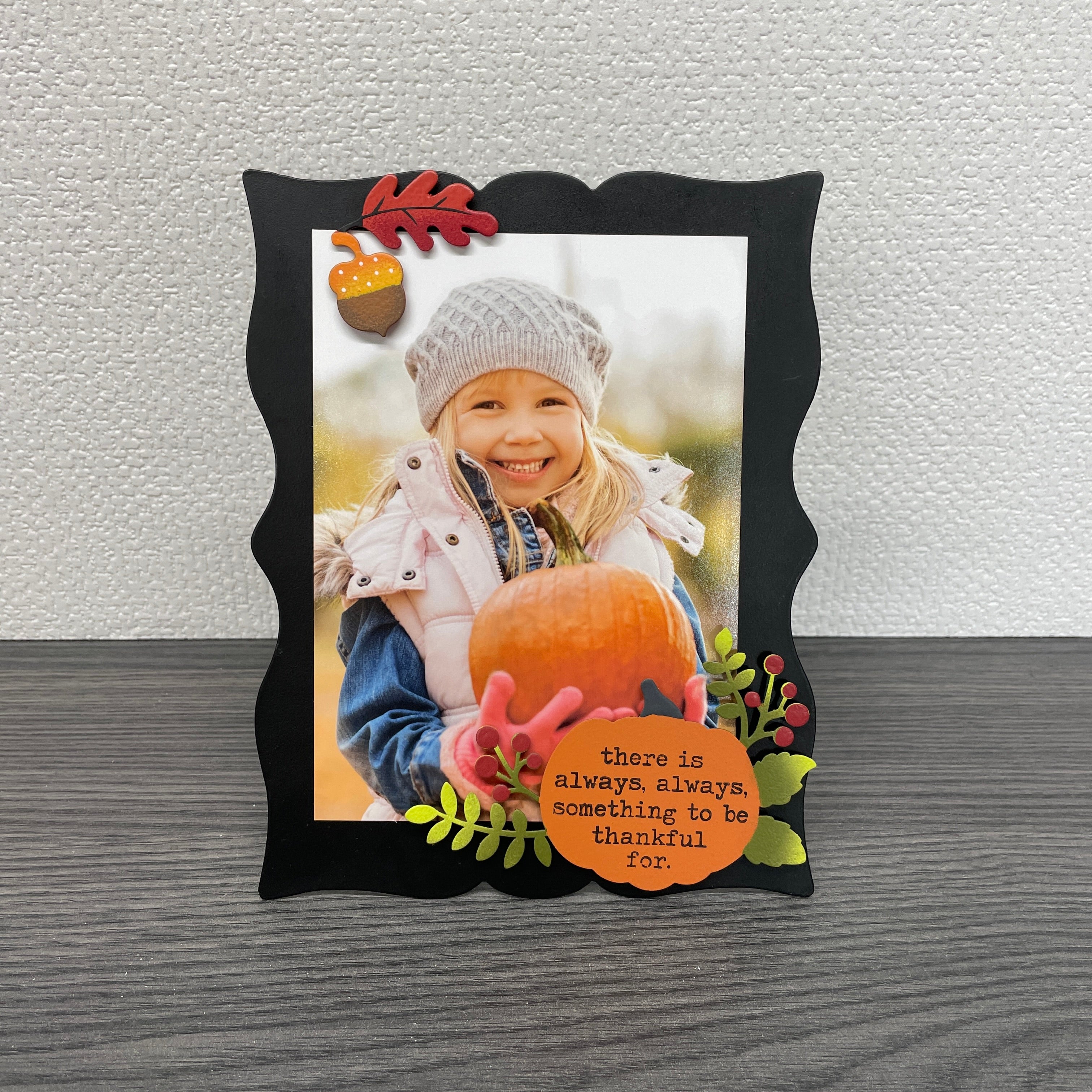 Acorn w/ Oak Leaf Magnet