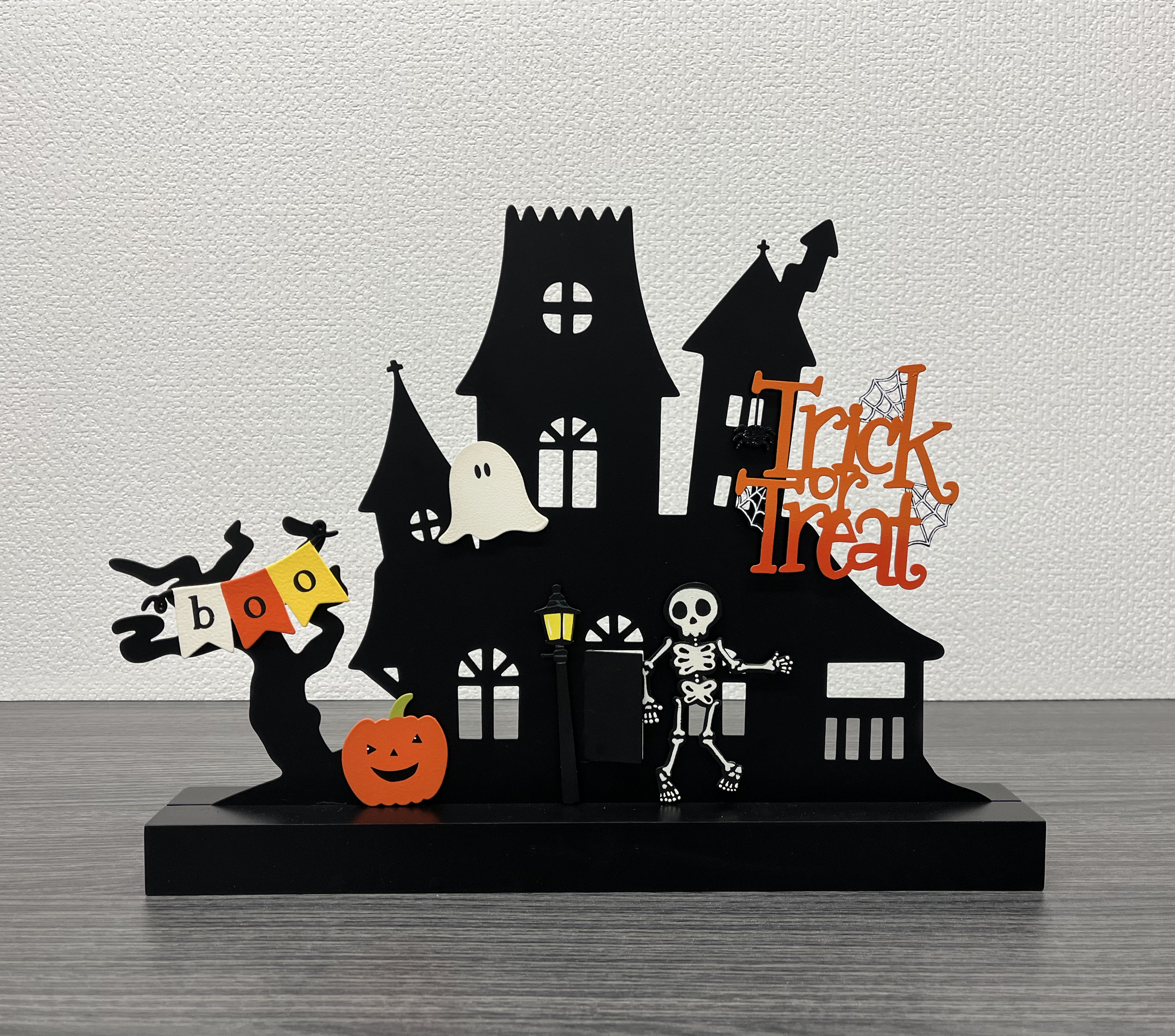 Spooky House Magnetic Decor with Wood Base