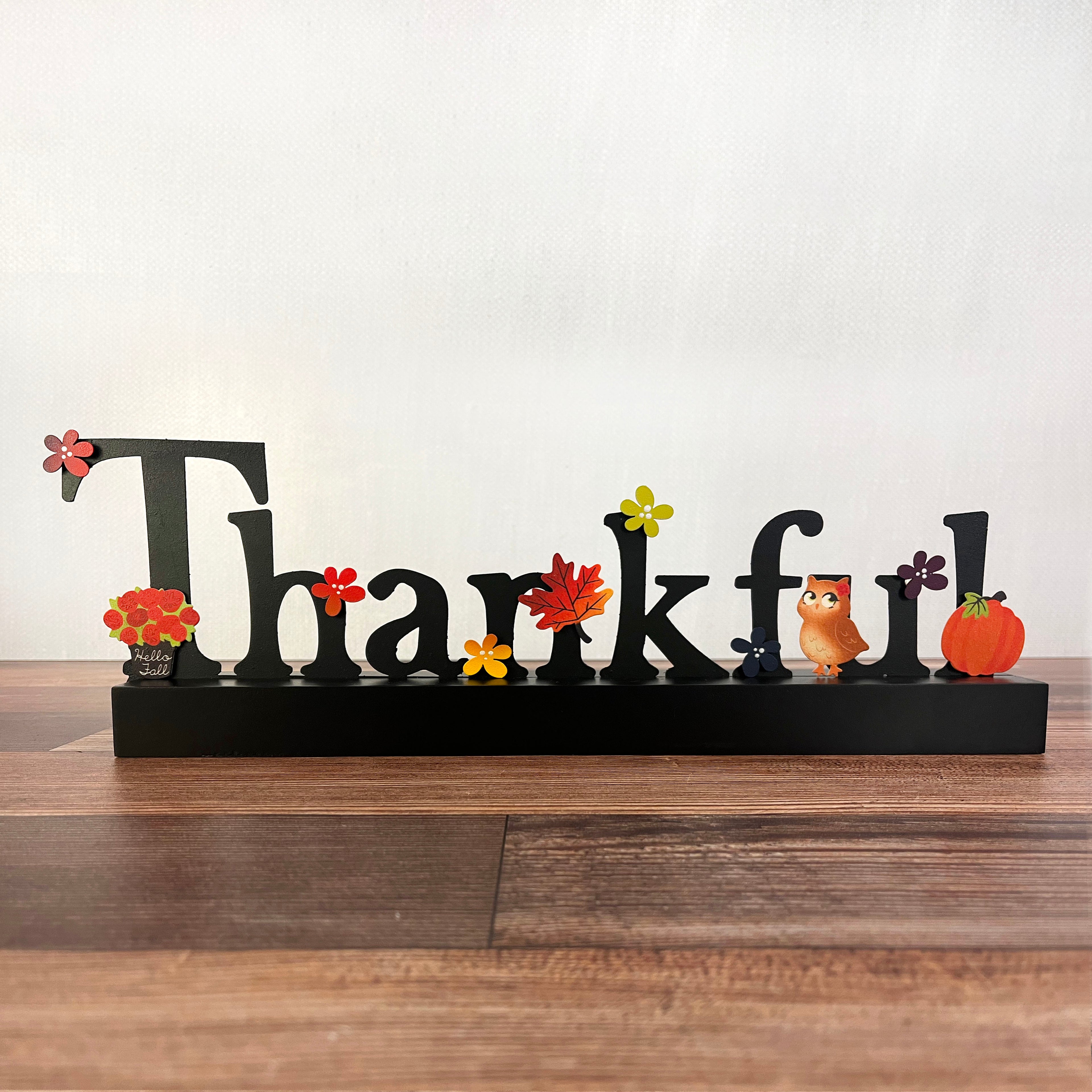 "Thankful" Magnetic Word w/ Wood Base