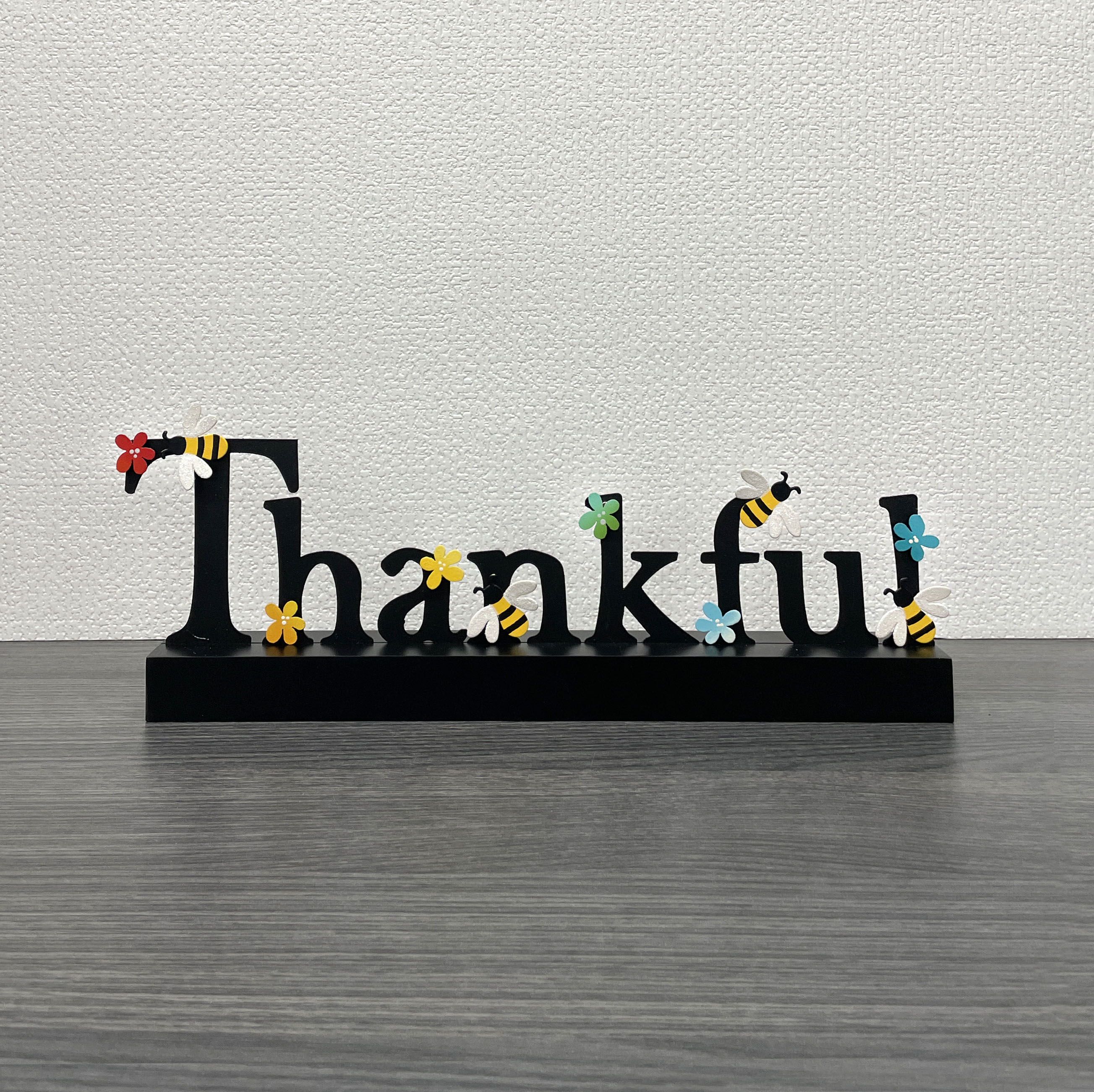 Thankful Magnetic Word w/ Wood Base