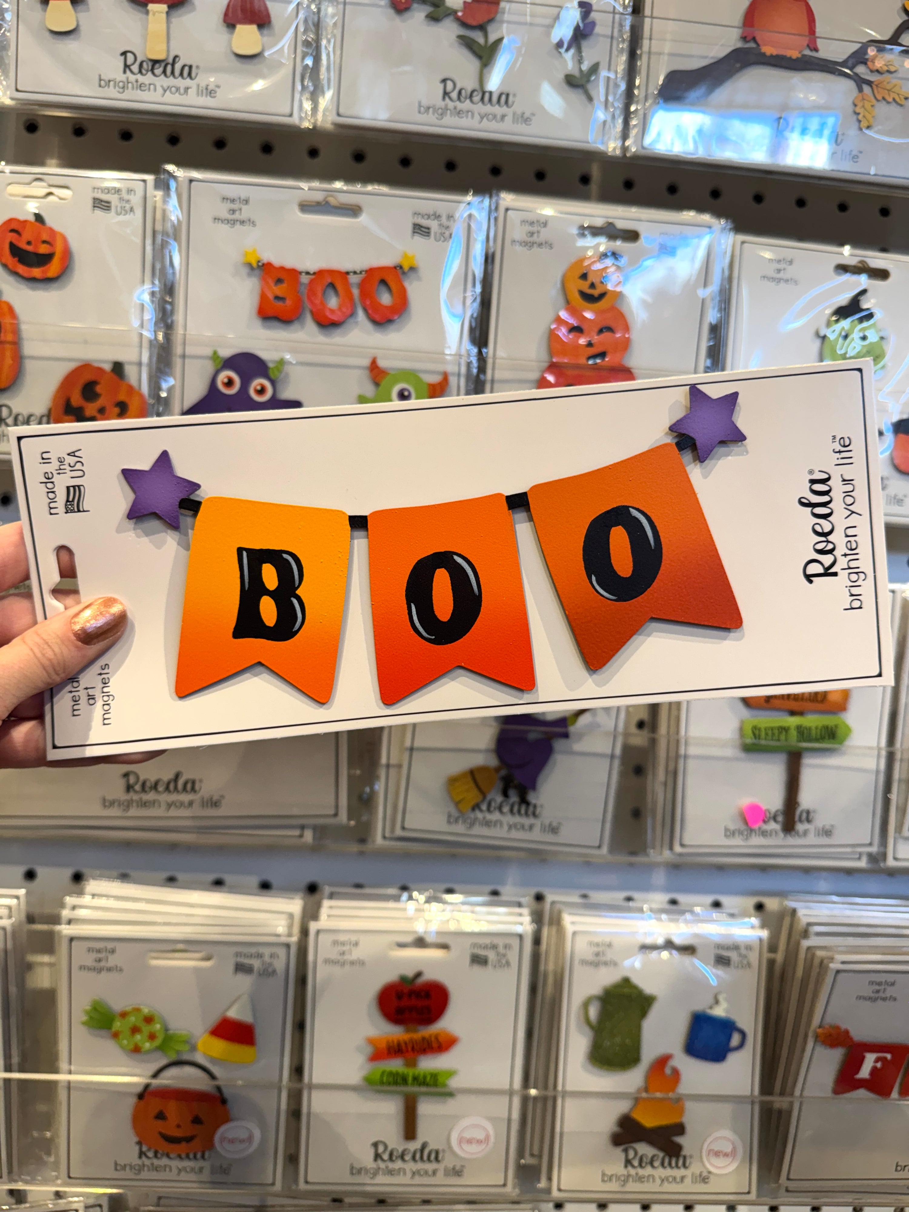 Mini-Art-Pop-Magnet mit „Boo“-Banner