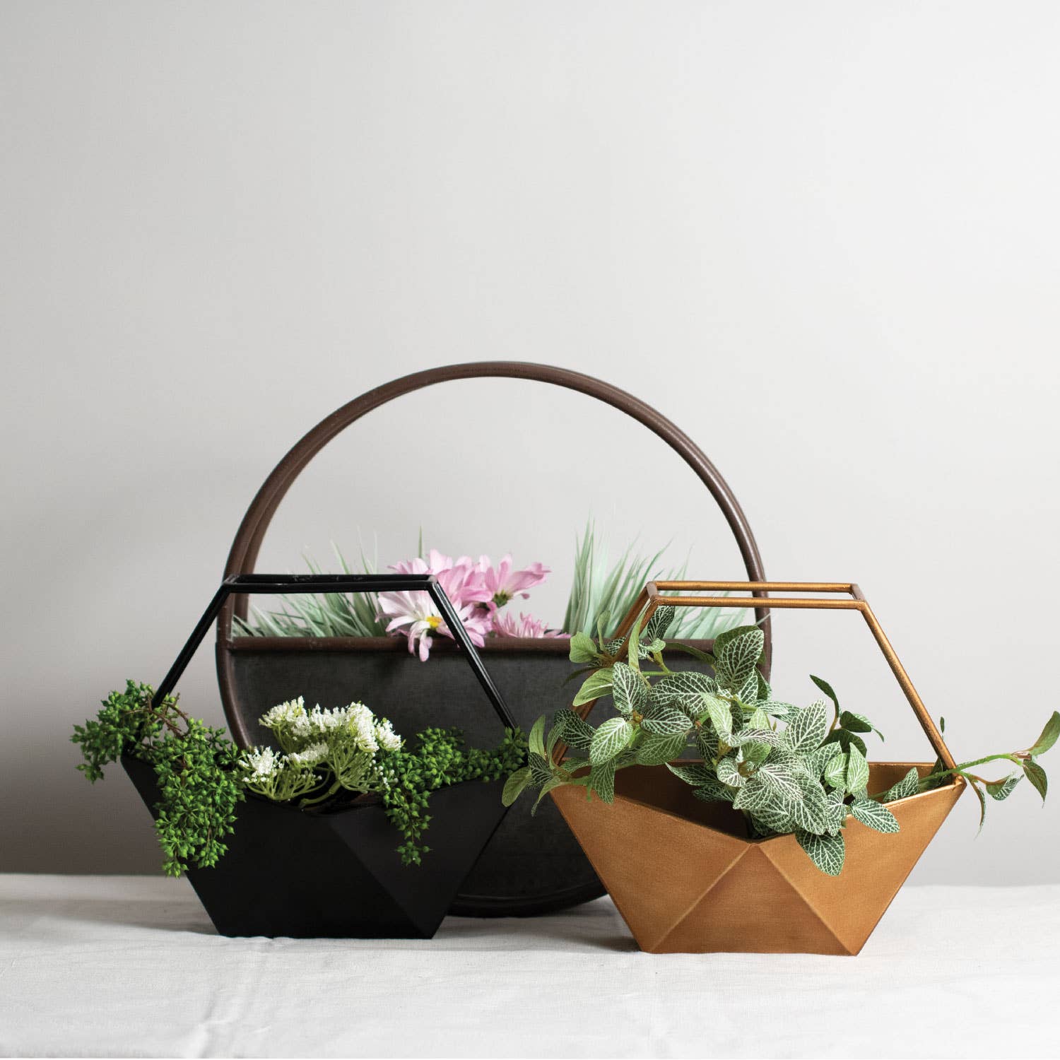 Black Geometric Metal Wall Planter Pot