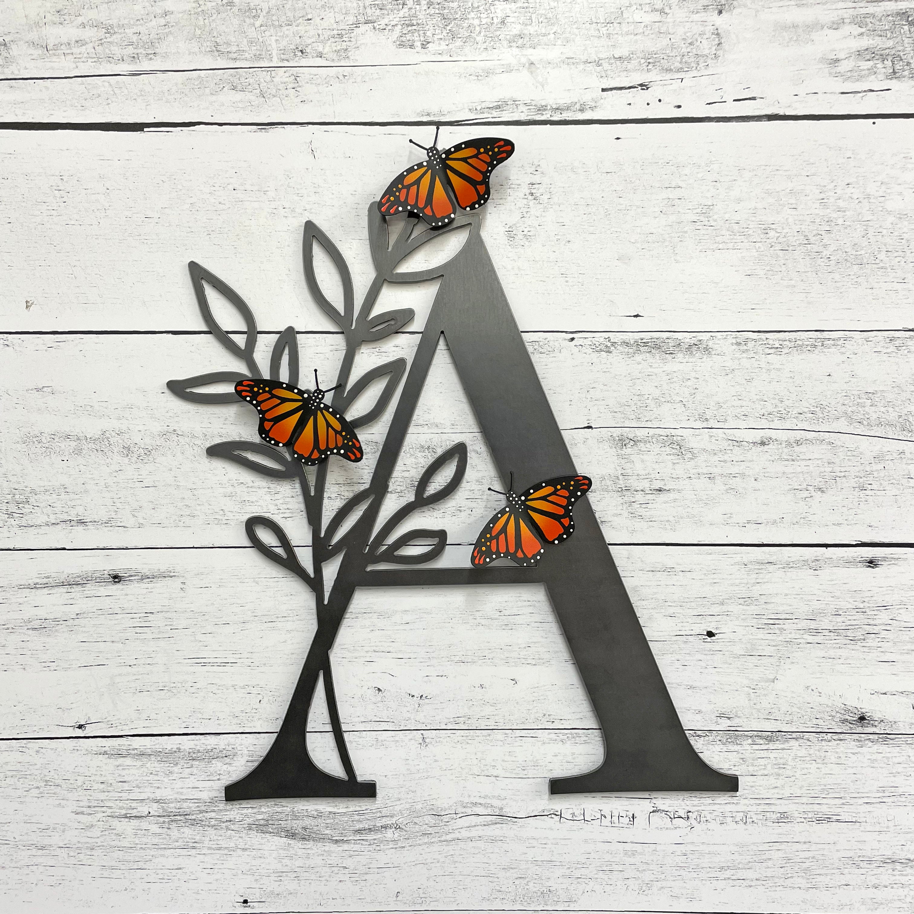 Botanisches Buchstaben-Wanddekor