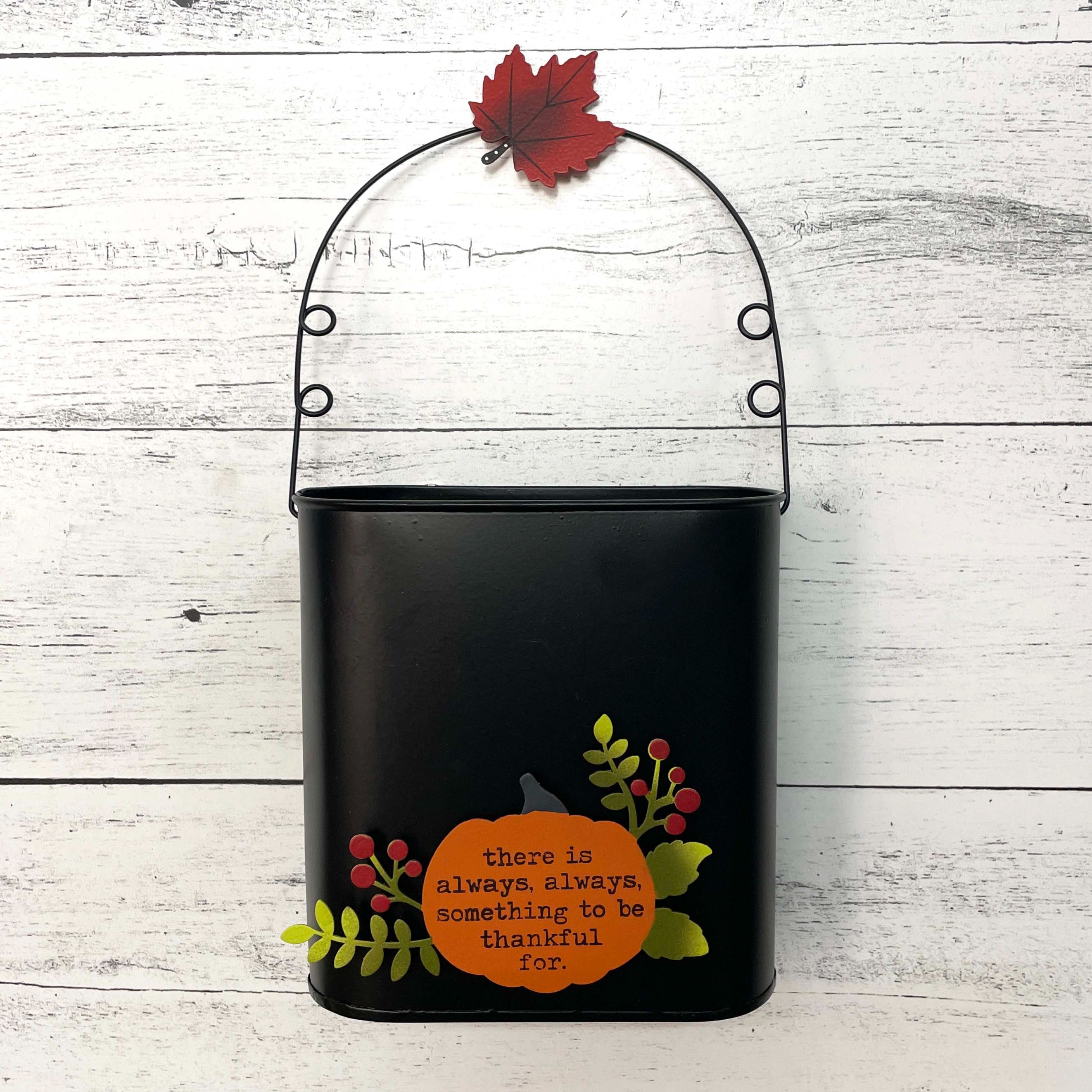 Maple Leaf Magnet Red