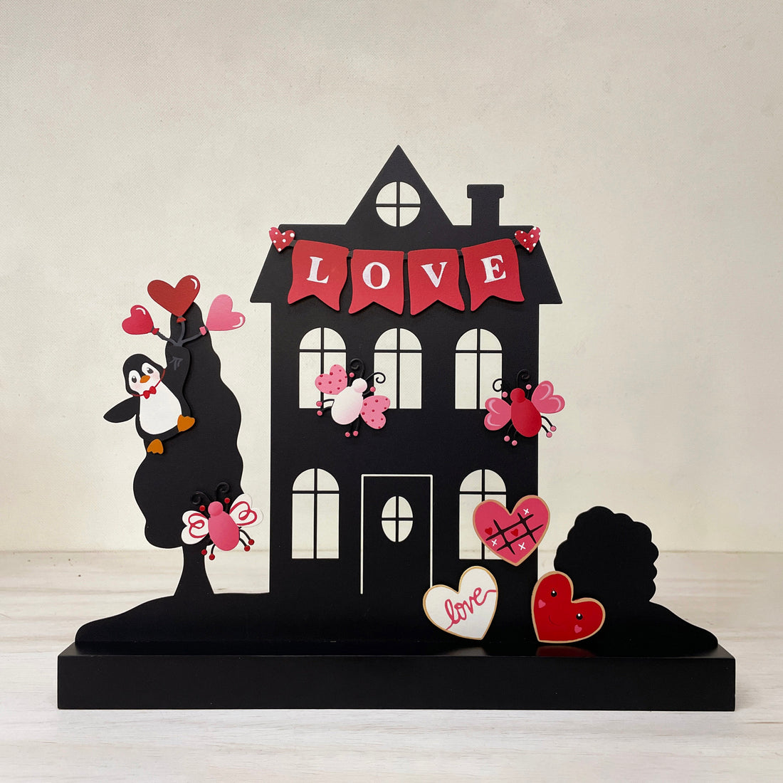 &quot;Love&quot; Banner Magnet (6&quot;w)