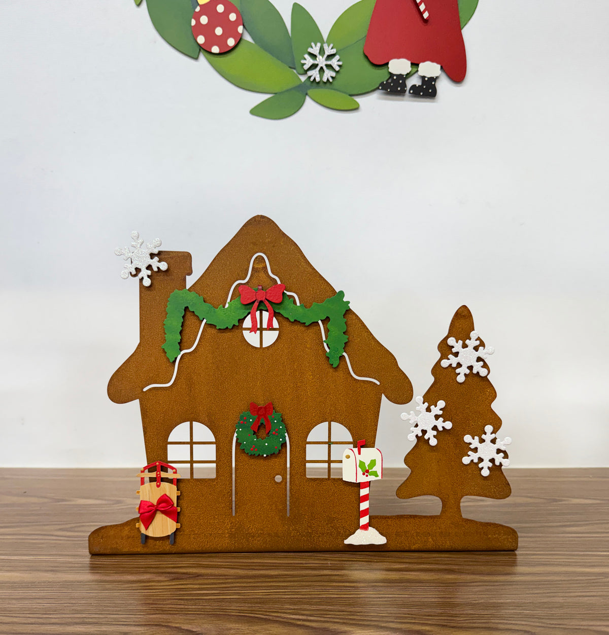 Gingerbread House Magnetic Decor, Freestanding