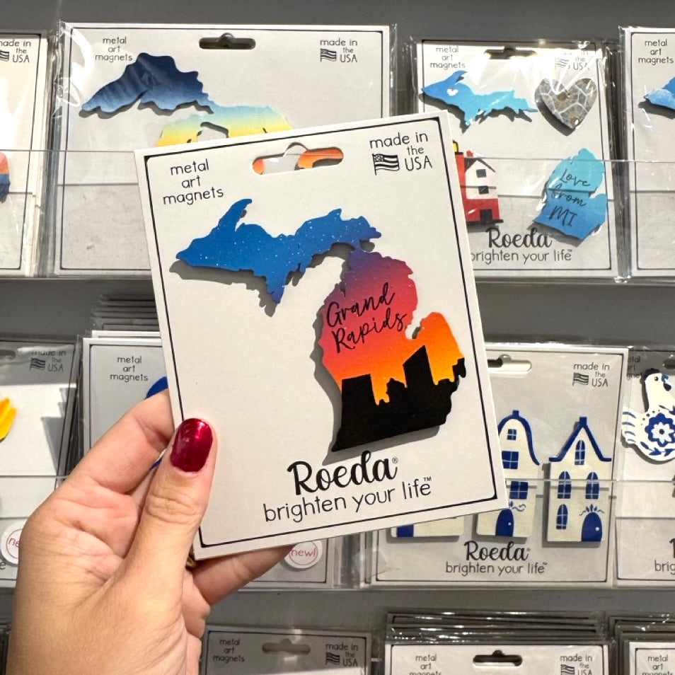 Grand Rapids Skyline Michigan LP/UP Magnet