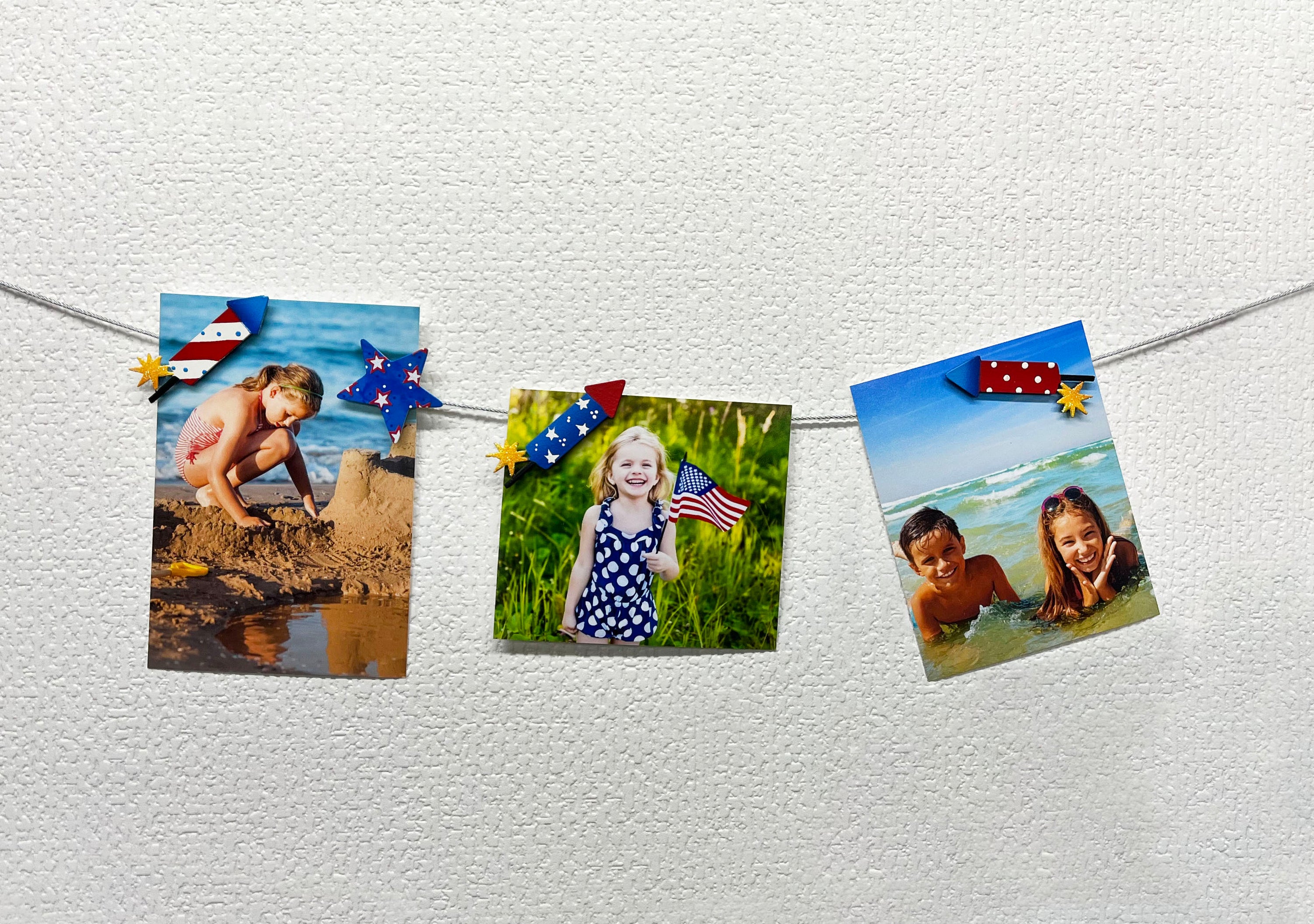 Christmas Card Holder Photo Cable w/ 6 Small Magnets (60" long)