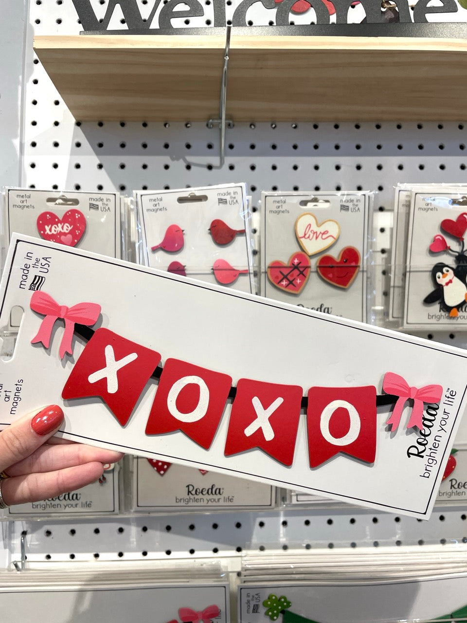 XOXO Banner Magnet (9.5"w)