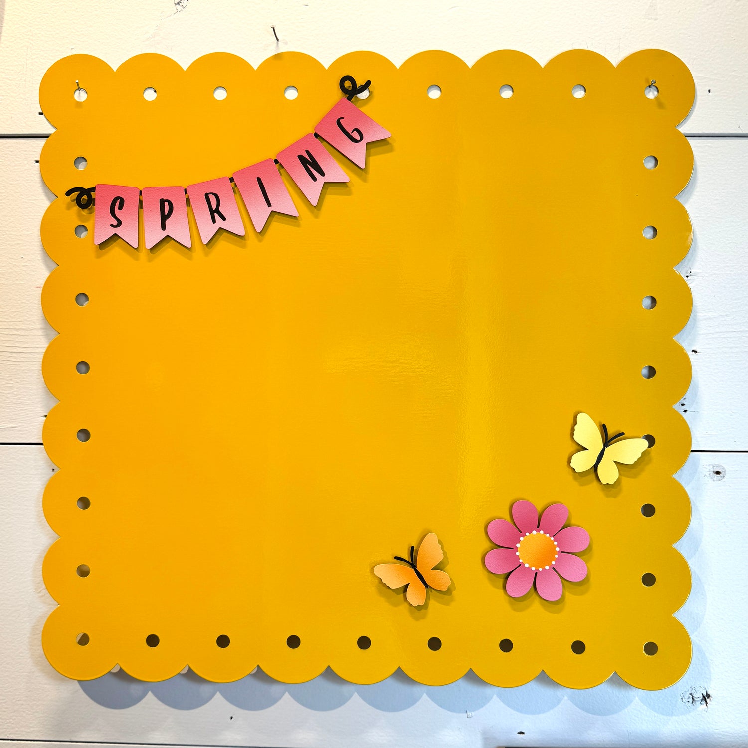 Scalloped Memo Board 18.5" - Yellow