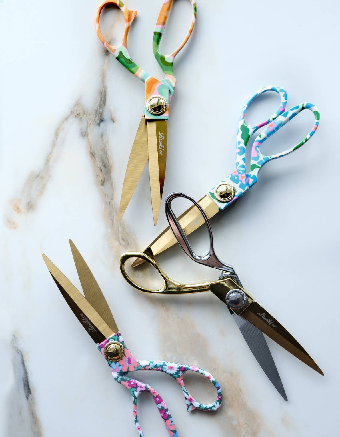 Designer Scissors | Marbled Rainbow