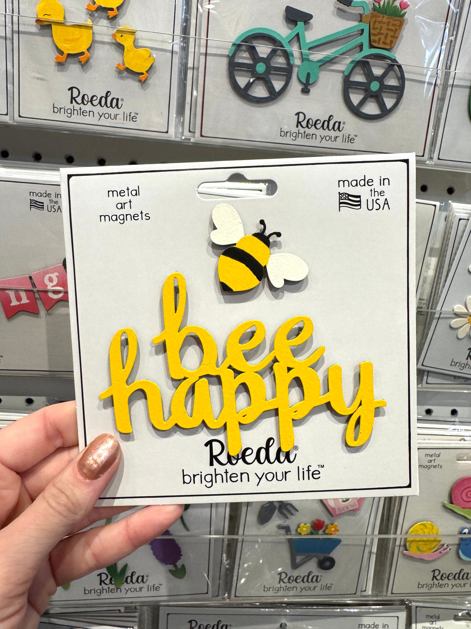 "Bee Happy" Magnets S/2