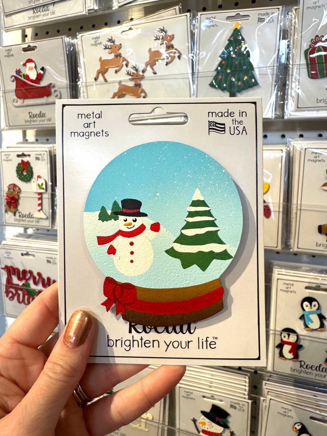 Snow Globe Magnet
