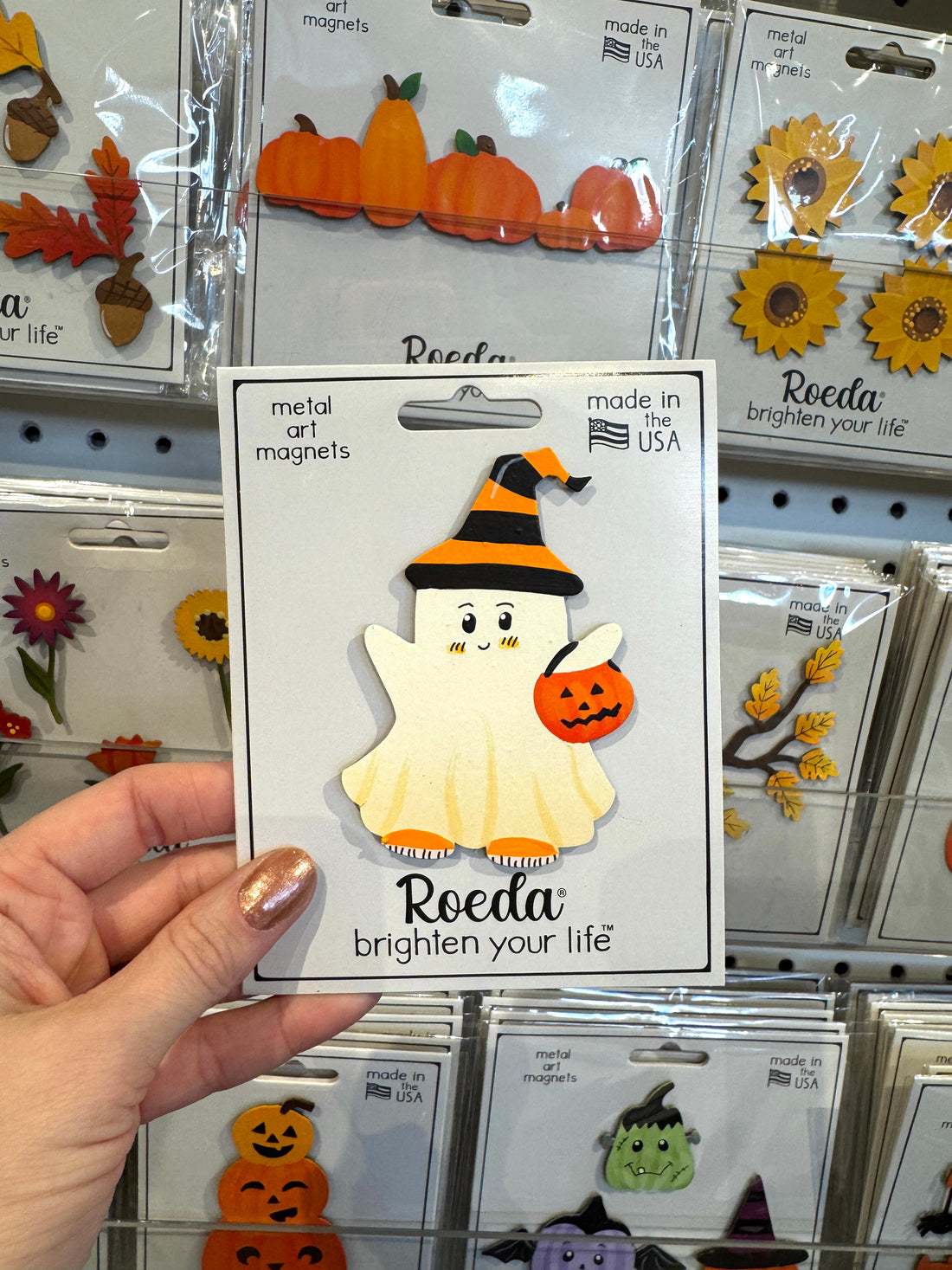 Trick-or-Treat Ghost Magnet